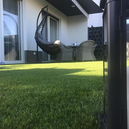 Hedonist-Luxury 2 Bedroom Apartment With Private Hot Tub, Garden And Free Parking Trogir Eksteriør billede