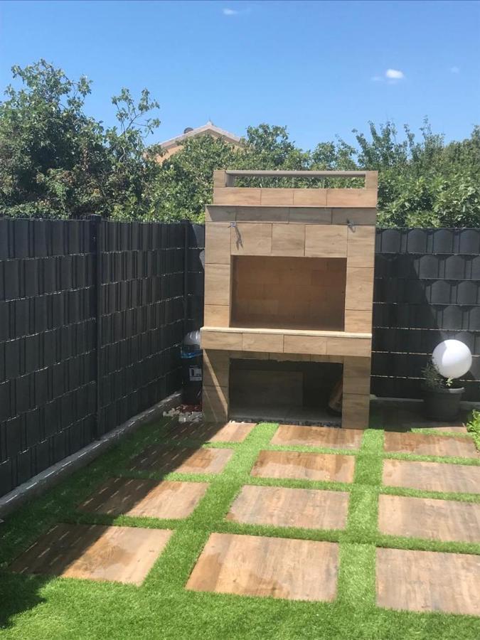 Hedonist-Luxury 2 Bedroom Apartment With Private Hot Tub, Garden And Free Parking Trogir Eksteriør billede