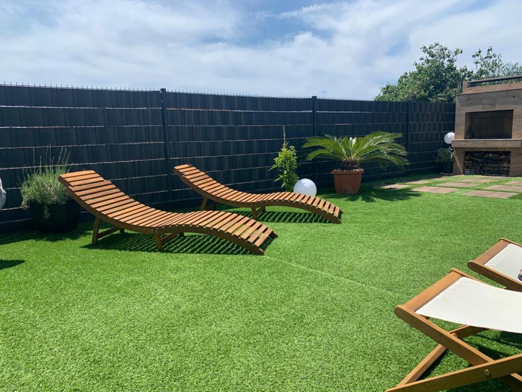 Hedonist-Luxury 2 Bedroom Apartment With Private Hot Tub, Garden And Free Parking Trogir Eksteriør billede